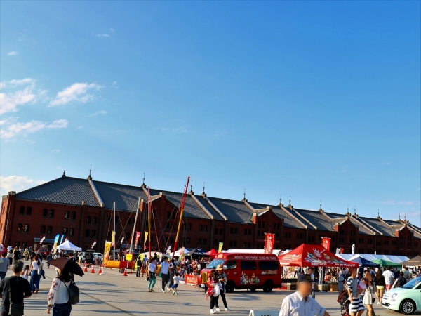 ホリデイ2017_横浜_赤レンガ倉庫_イベント_会場_全景