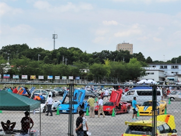 埼玉自動車大学校_オートジャンボリー_スーパーカー_展示_ランボルギーニ_フェラーリ