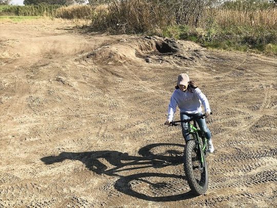 オフロードコース 自転車 bike