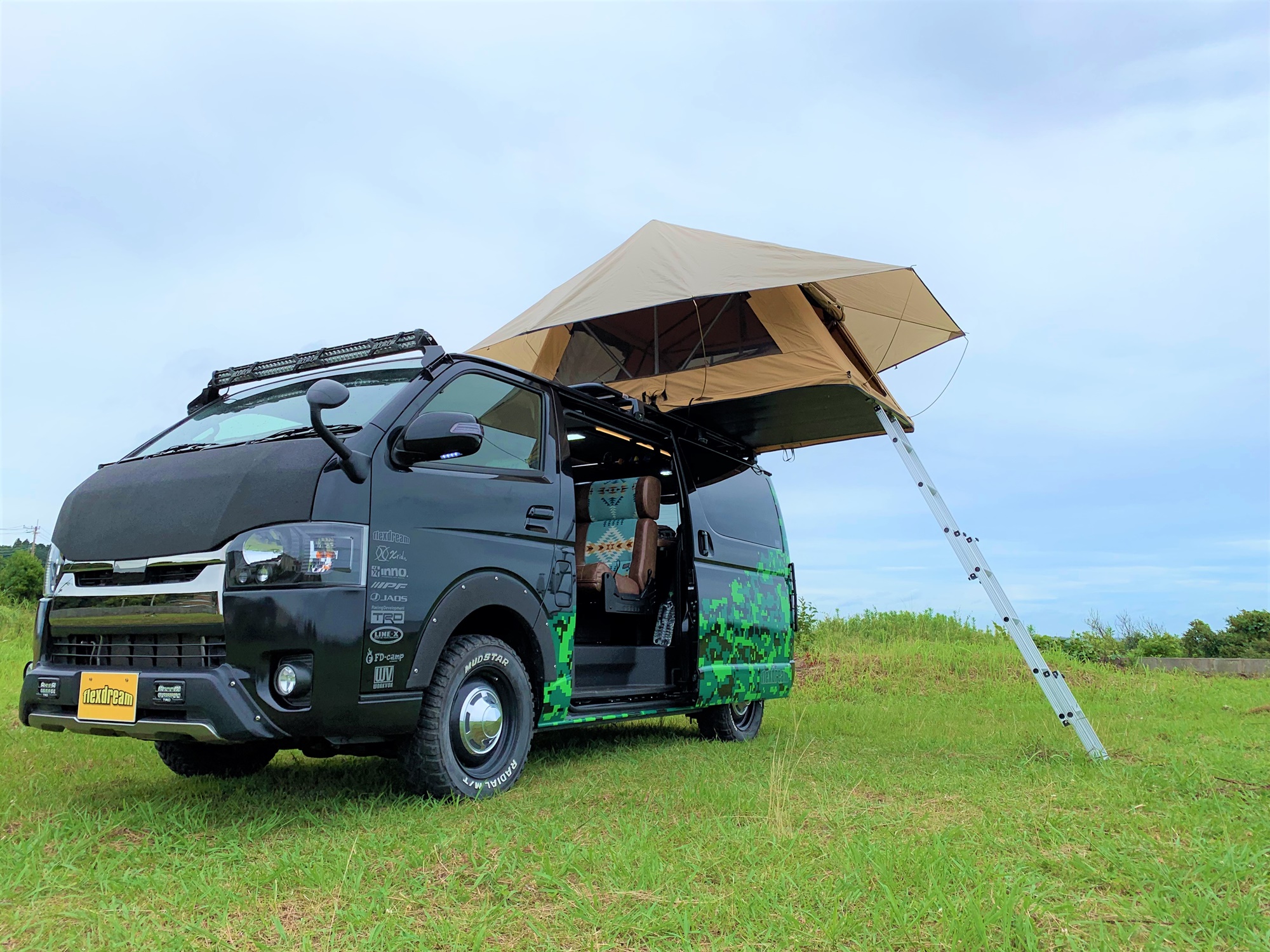ARB4x4 Accessories×ハイエースで優雅なVanlife《バンライフ》はいかが 