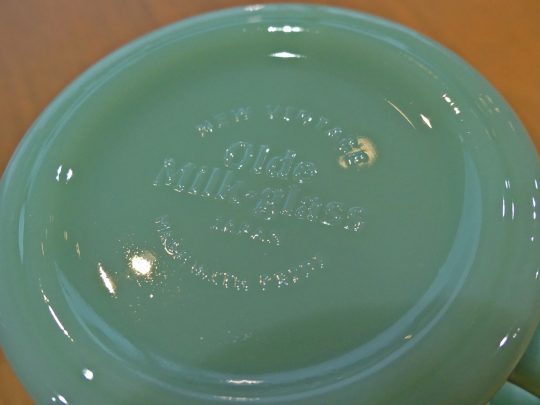 Olde Milk glass オールドミルクガラス Made in Japan