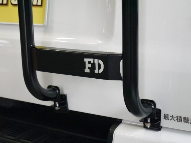 クルマを使って楽しもう！”FD-campハイエース標準ボディー用 
