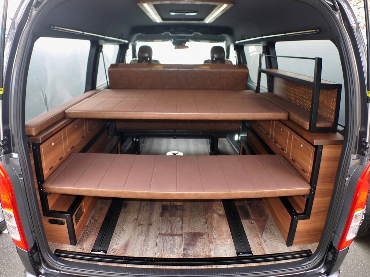 100系ハイエース 車中泊 ベッドキット 自作 ベッド MDF ハイエース 100 