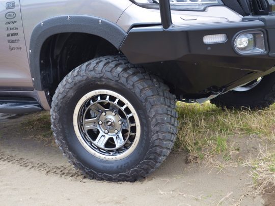 WORK CRAG TGRABIC 2 17インチアルミホイール bfgoodrichtires