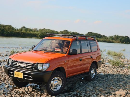 ランクル95プラド ARB4x4ルーフラック 丸目クラシックカスタム