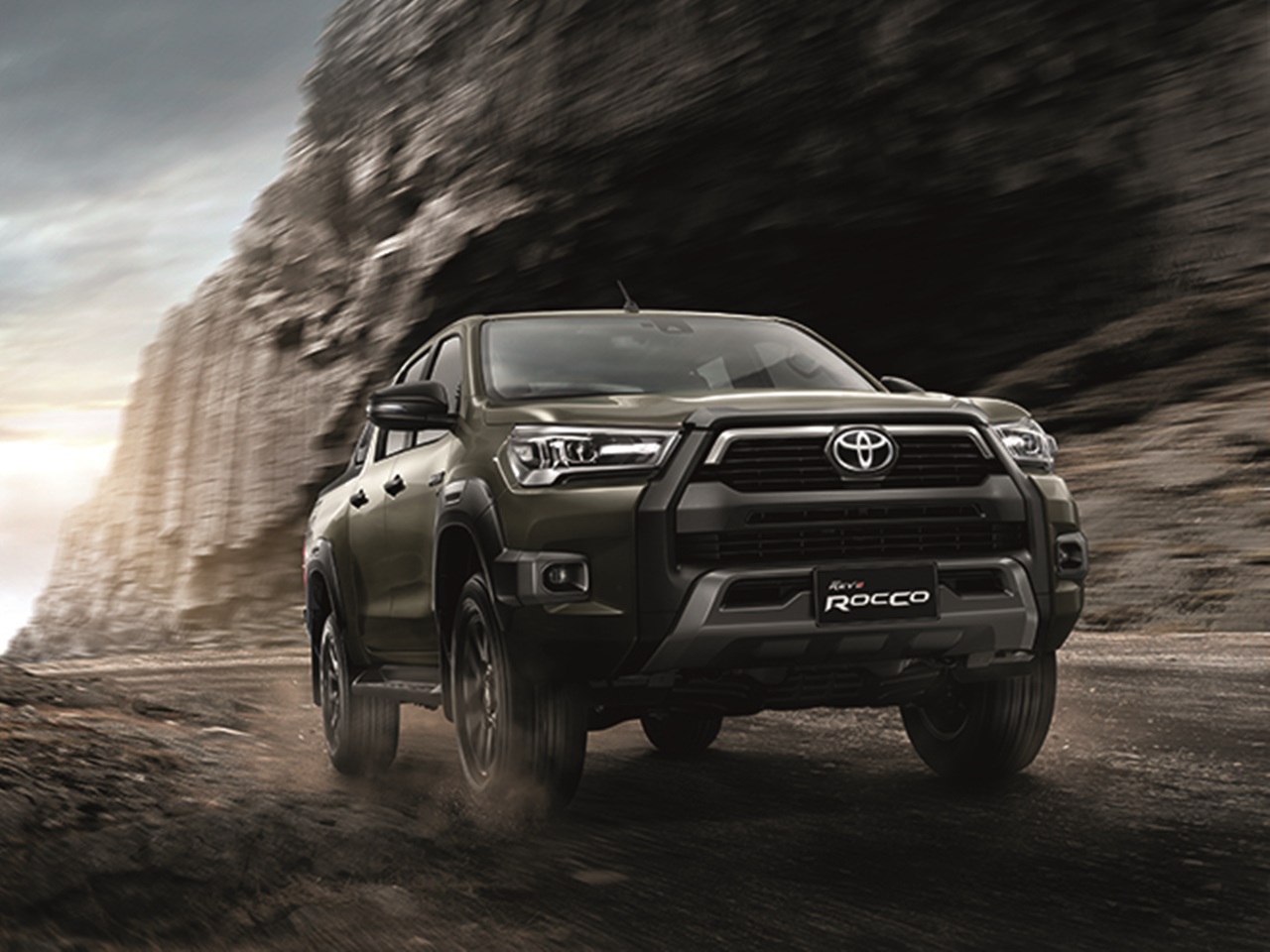 タイトヨタで新型ハイラックス ピックアップが発表 国内モデルの発表に期待 Usトヨタ専門店カスタム情報ブログ Flexdream