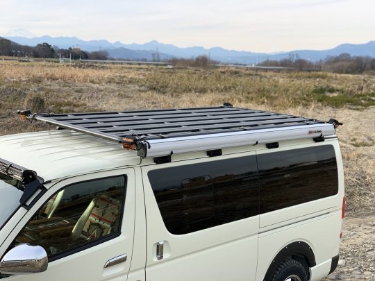 ARB4x4Awning ARBオーニング-アルミケース ハイエースカスタム