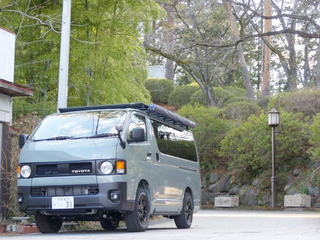 ちがさきキャンピングカーフェス_ハイエース_丸目ハイエース_FD-classic_アーバンカーキ_ハイエース新色_ARB4x4_ベースラック_サイドオーニング_flexdream