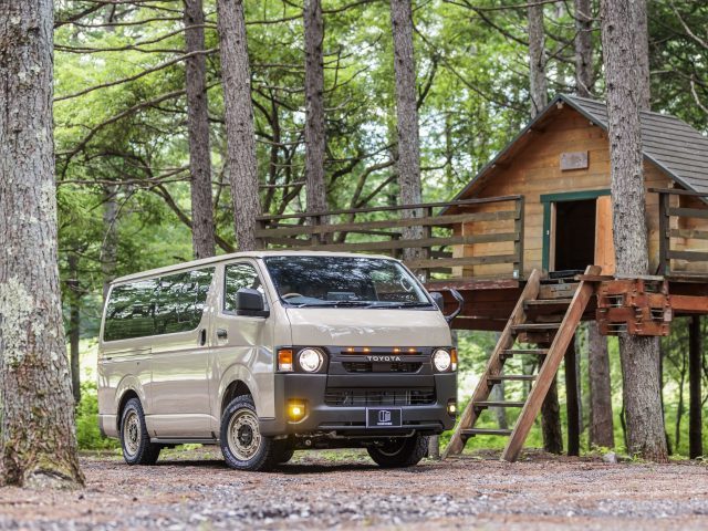 思い出を運ぶギフトボックス_ライトキャンピングカー_MONOBOX_H-01_ハイエース_flexdream