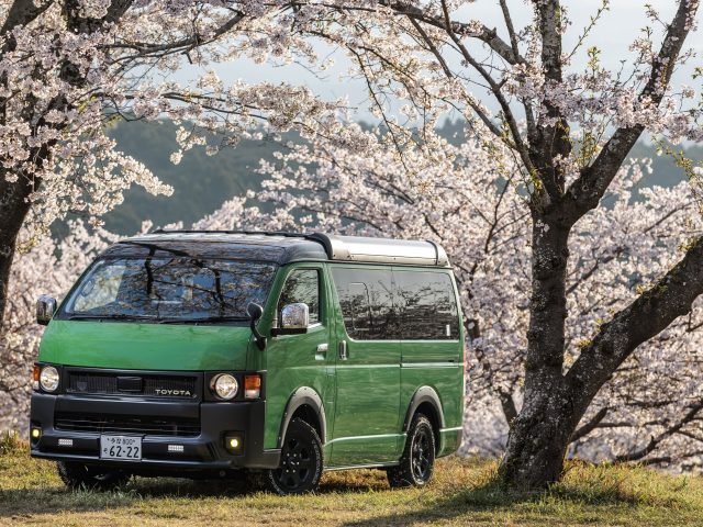VANTOWN-バンタウン-丸子橋河川敷-ハイエース-丸目換装FDclassic-車中泊できる街乗り仕様車FDBOXV09-flexdream