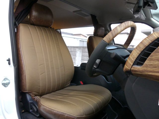 ALL関東キャンピングカーフェア-Gメッセ群馬-イベント特選車-ハイエース-ワゴンGL-車中泊できる街乗り仕様車-FDBOXW09-コーデュラ生地シートカバー-flexdream