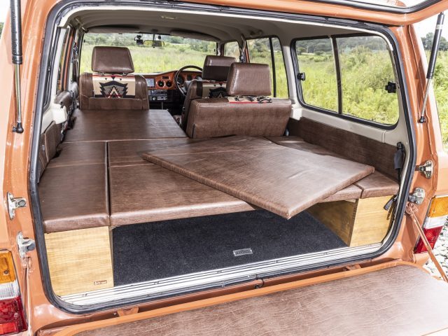 TSUMUGUMIXFESTIVAL-イオンモールむさし村山-ランクル60-FD-classic-60専用ベッドキット-flexdream