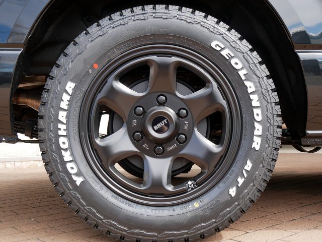 新潟キャンピングカー&OUTDOOREXPO-新型ハイエース-9型ハイエース-MONOBOXH02-GEOLANDARAT4-BRUTBR44-flexdream