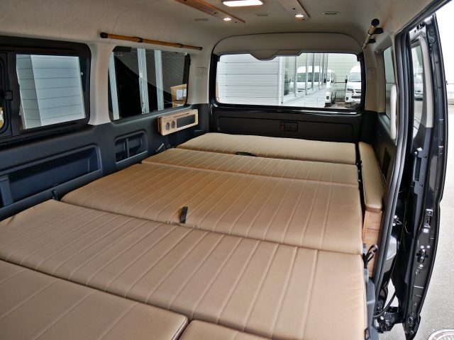 新潟キャンピングカー&OUTDOOREXPO-新型ハイエース-9型ハイエース-MONOBOXH02-フルフラットベッド-flexdream