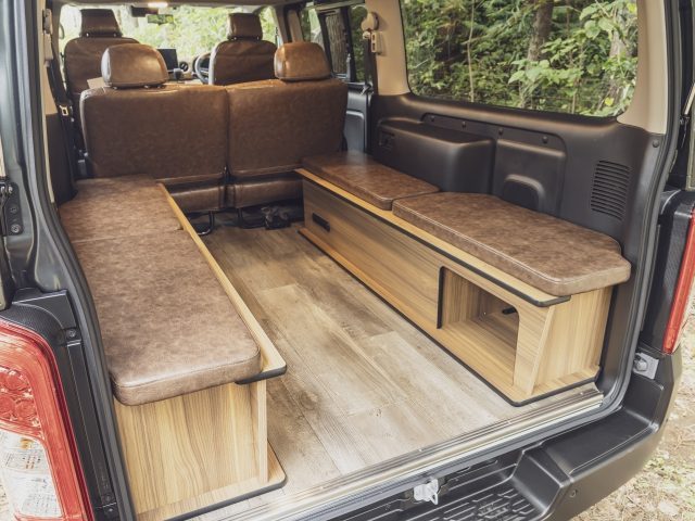 新潟キャンピングカー&OUTDOOREXXPO-キャラバン-FDclassicコンプリート-FDベッドキット-フローリングフロア-flexdream