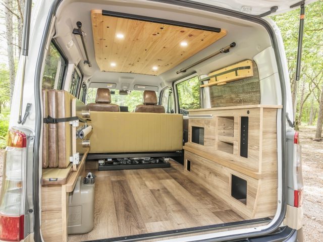 新潟キャンピングカー&OUTDOOREXPO-タウンエース-MONOBOXT01-FDclassic-ベッドマット収納可能-flexdream