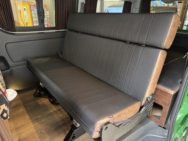 フィールドスタイル-FIELDSTYLE-カスタムデモカー-ハイエース-ワイドバン-FDclassic-FDBOXV09-フルフラット展開可能-flexdream