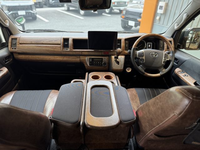 フィールドスタイル-FIELDSTYLE-カスタムデモカー-ハイエース-ワイドバン-FDclassic-FDBOXV09-装備バッチリ-flexdream
