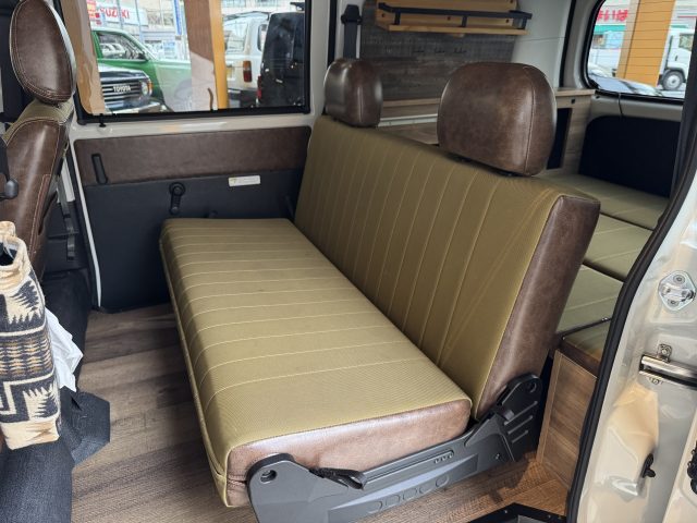 フィールドスタイル-FIELDSTYLE-タウンエース-MONOBOXT01-車中泊仕様-ライトキャンピング-セカンドシート-フルフラット展開可能-flexdream
