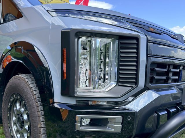 モーターキャンプエキスポ_MOTORCAMPEXPO_デリカD5_新型デリカ_車中泊仕様_MONOBOX_ヘッドライトプロテクター_flexdream