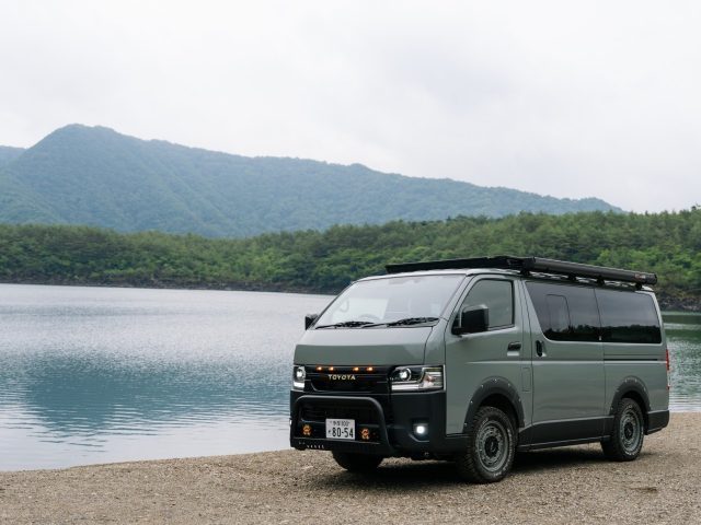 北海道キャンピングカー＆アウトドアショー_新型ハイエース_MONOBOXH01_8ナンバー_8人乗り_flexdream