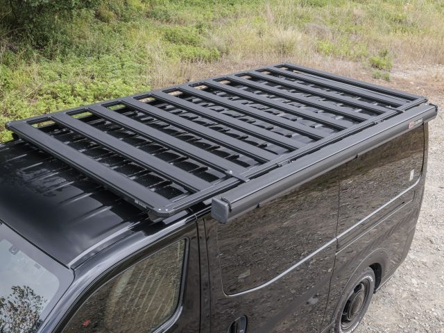 東北キャンピングカーフェア_キャラバン_丸目キャラバン_車中泊できる街乗り仕様車_FDBOXV11_ARB4x4_サイドオーニング_ベースラック_キャラバン専用フットキット_flexdream